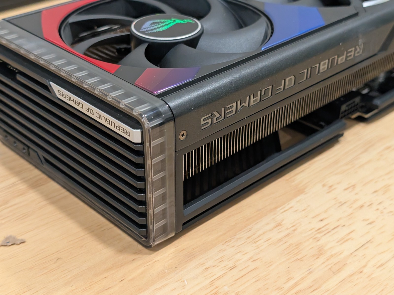OFFERTA PREMIUM ASUS ROG Strix - Rtx 4090 24Gb Gddr6X recensione e prezzo
